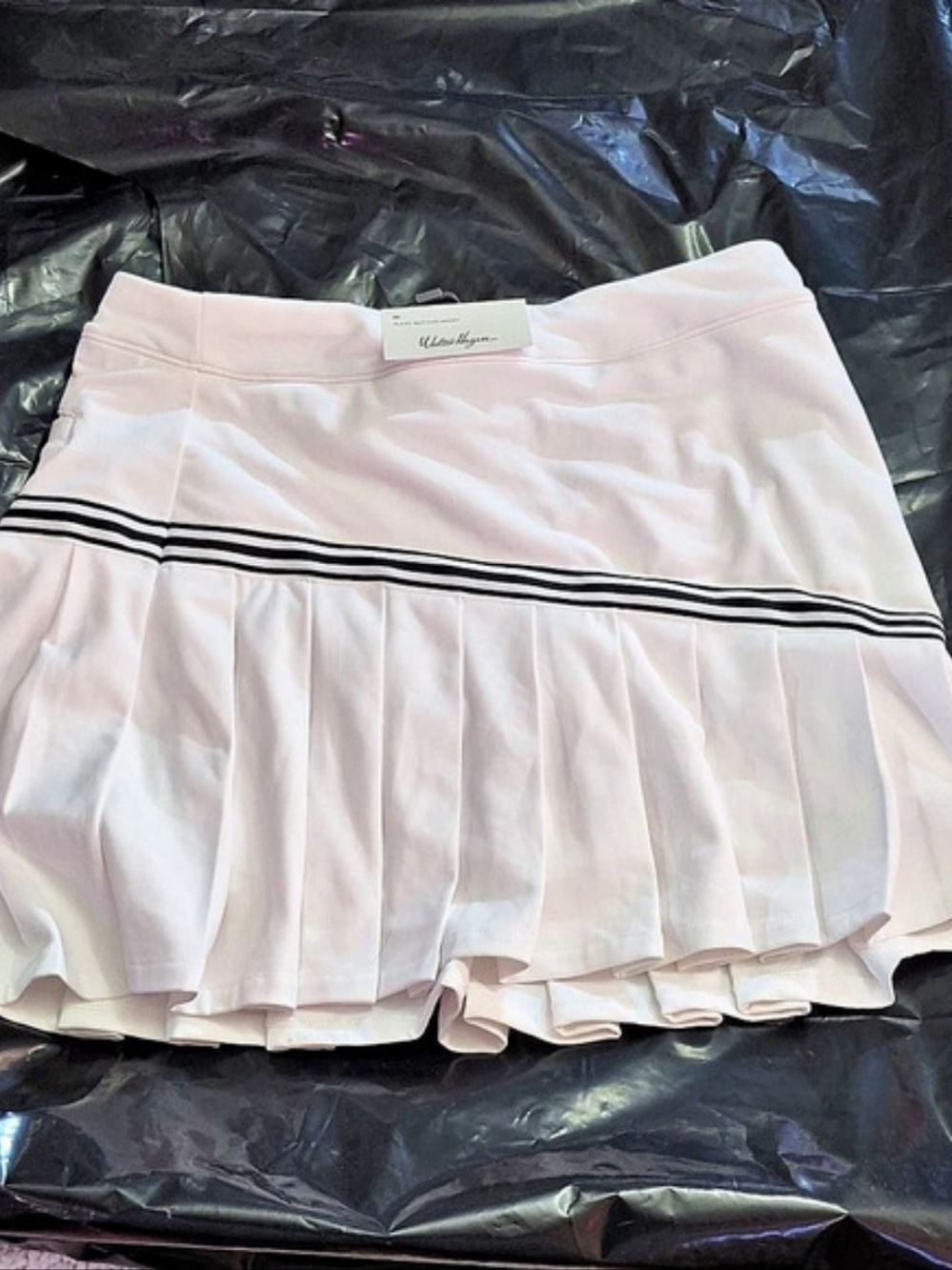 0026 Walter Hagen Pleat Bottom Skort Pleated Striped Skort in Pink & White Size